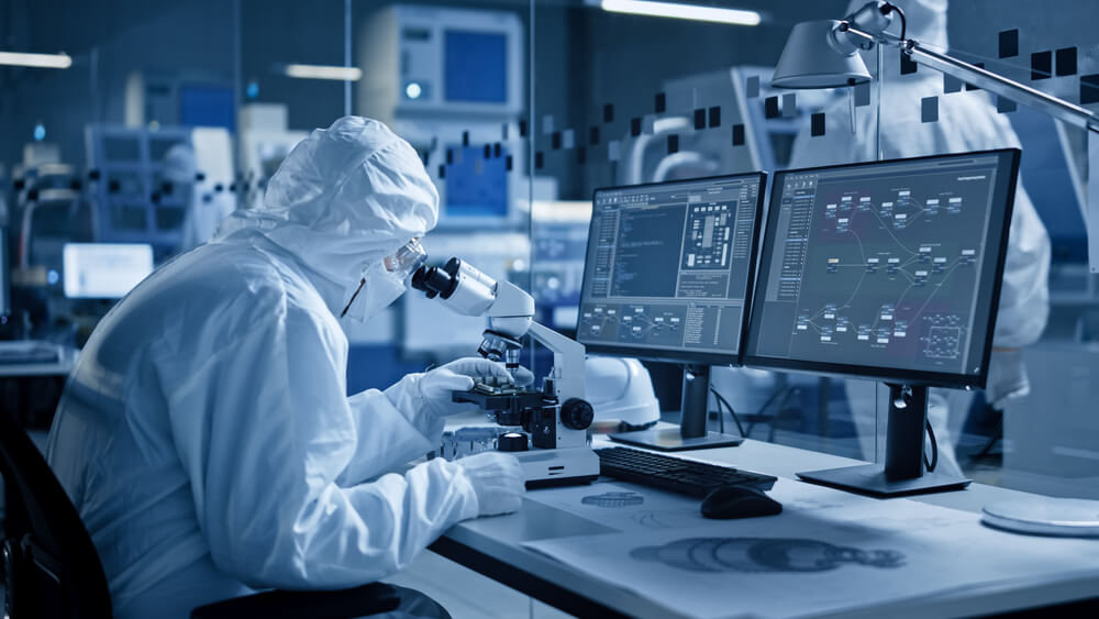 Harnessing IoT for Pharmaceutical Manufacturing: Boosting Quality, Compliance, and Efficiency