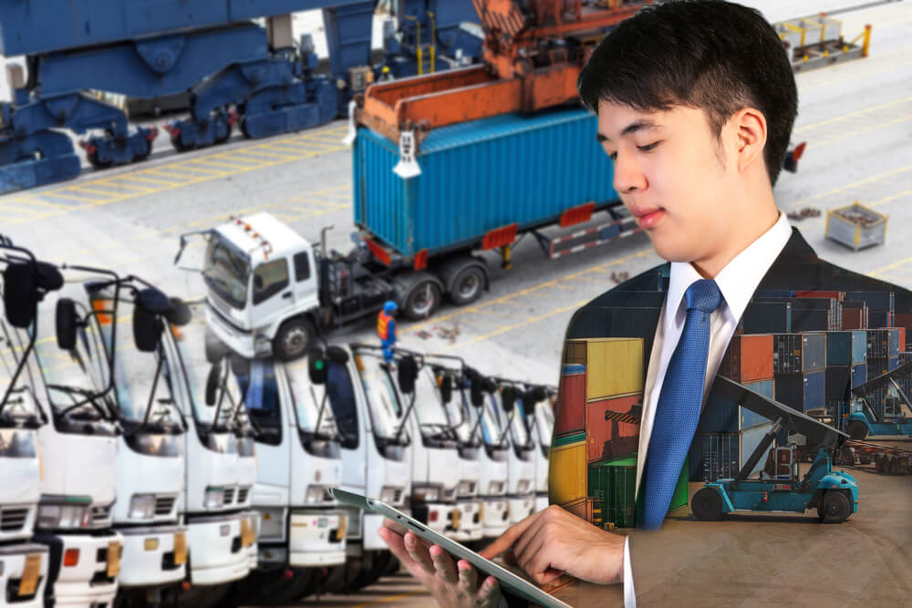 How IoT-Based GPS Tracking Transforms Fleet Management